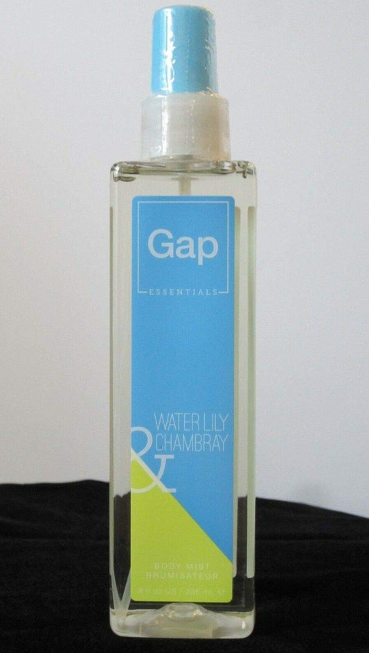 Gap Essentials Waterlily and Chambray 8 fl oz mist